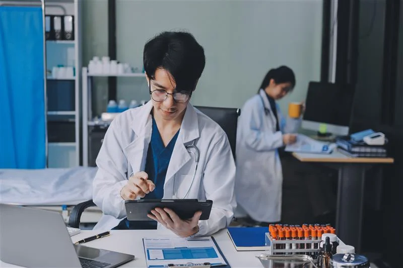 Clinical Research Careers in 2026: High-Demand Roles and Future Career Paths 